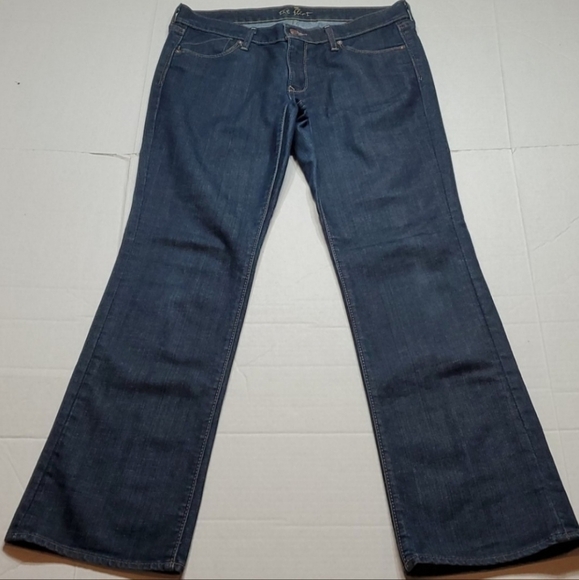 Old Navy "The Flirt" Mid-Rise Boot-Cut Stretch Blue Denim Jeans Women's Size 12 - Picture 1 of 14